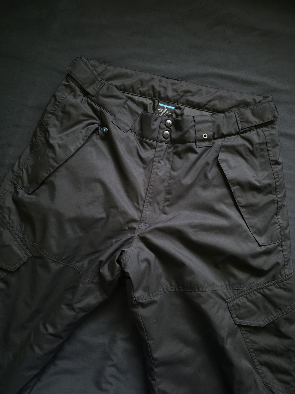 Men's Black Cargo Snow Ski Winter Pants Utility Pockets Insulated
